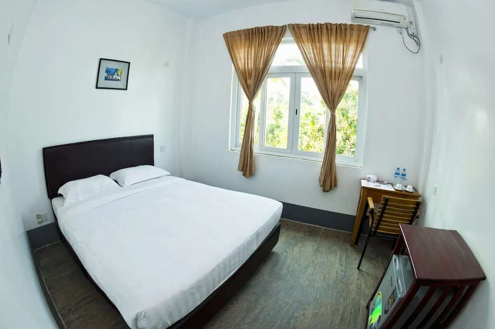 Seasons Boutique Lodge- Ngapali