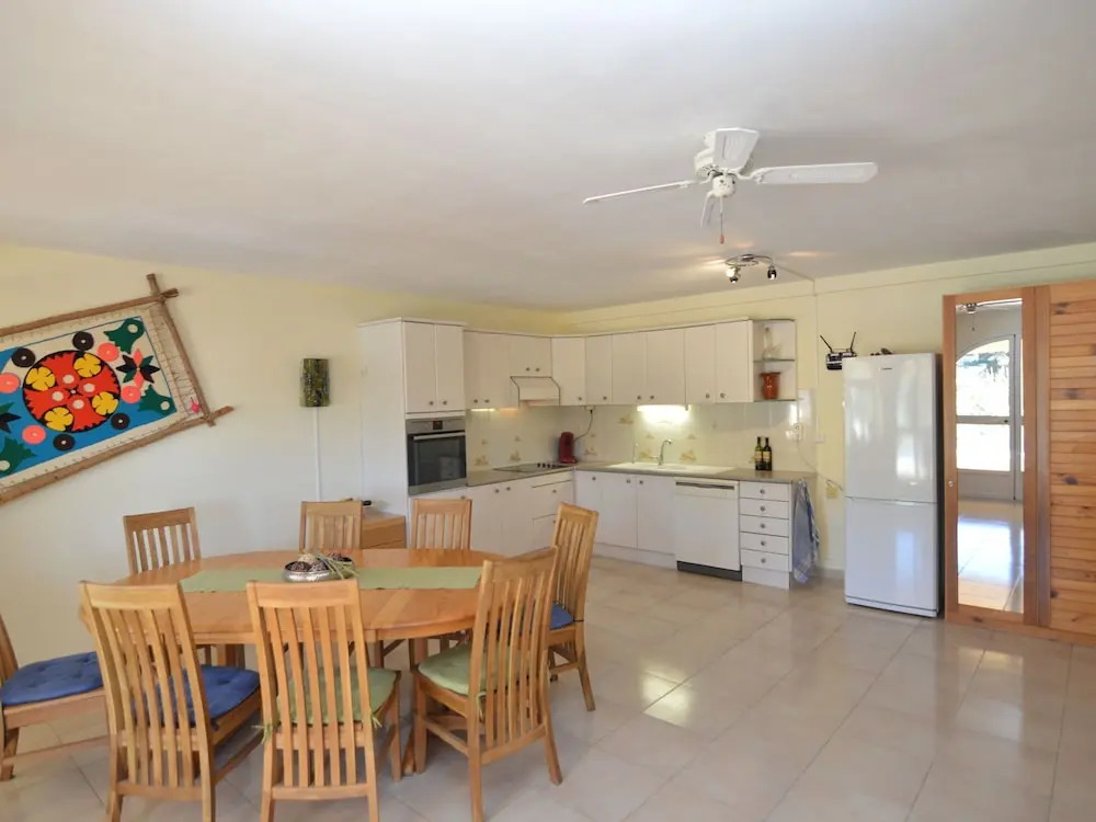 Spacious Villa in El Baladrar with Swimming Pool