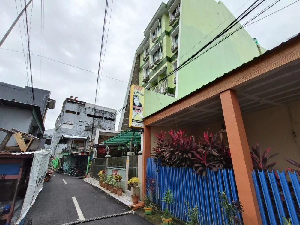 Balqies Homestay Syariah Makassar Mitra RedDoorz