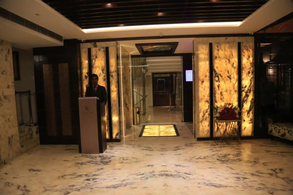 Pristine Hotel