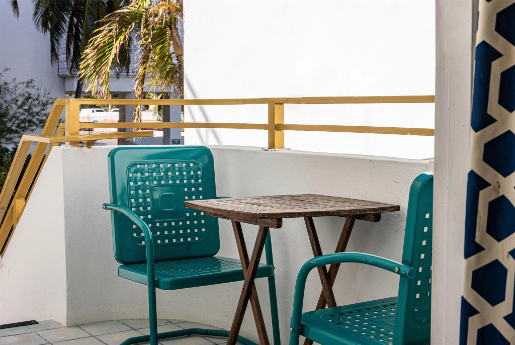 Oceanside Hotel and Suites