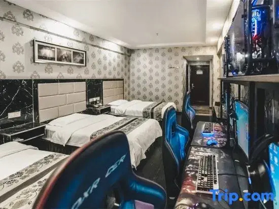 Yining Zhangzhou Business Hotel