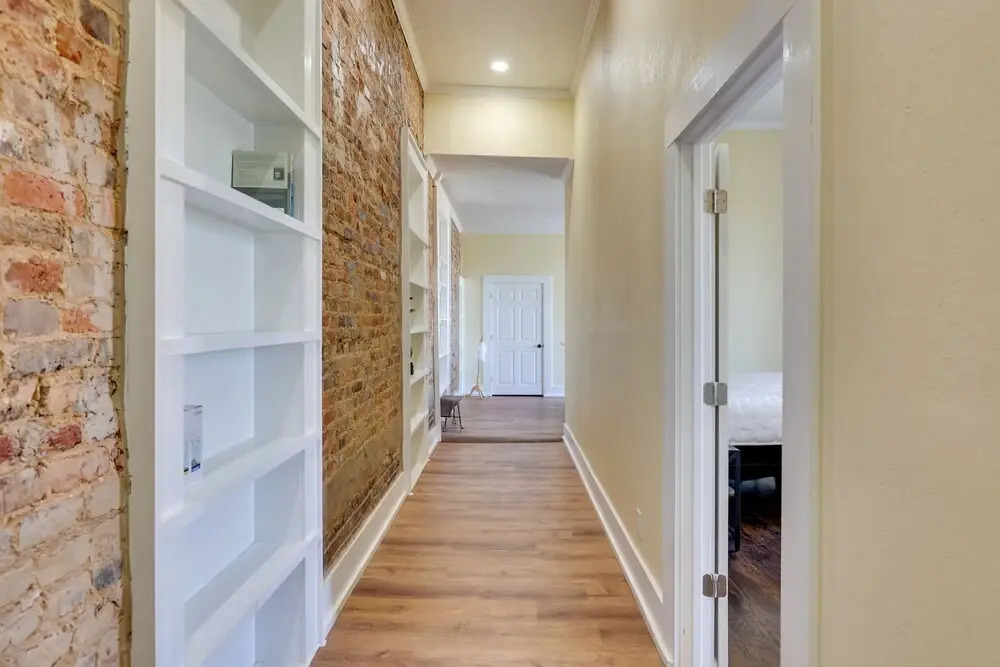 Shop, Dine & Unwind at Historic Dtwn Marshall Apt