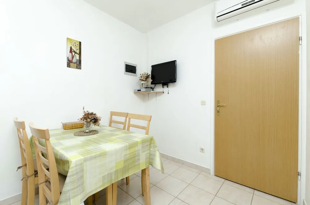 Apartments Vili