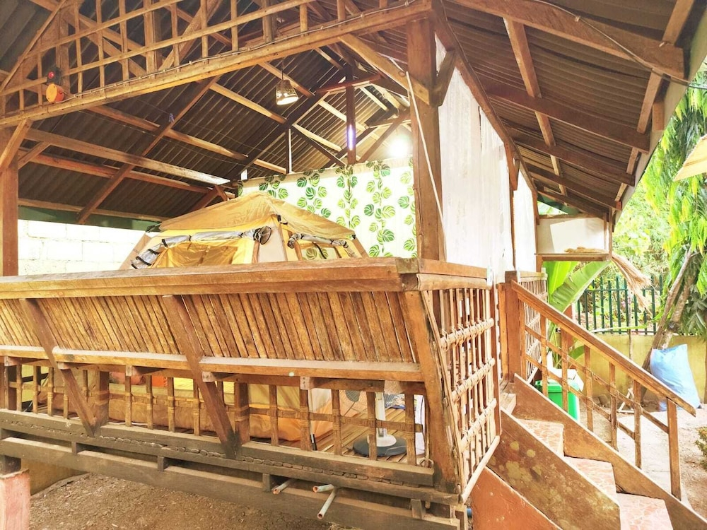 Amwani Garden Pool & Kubo