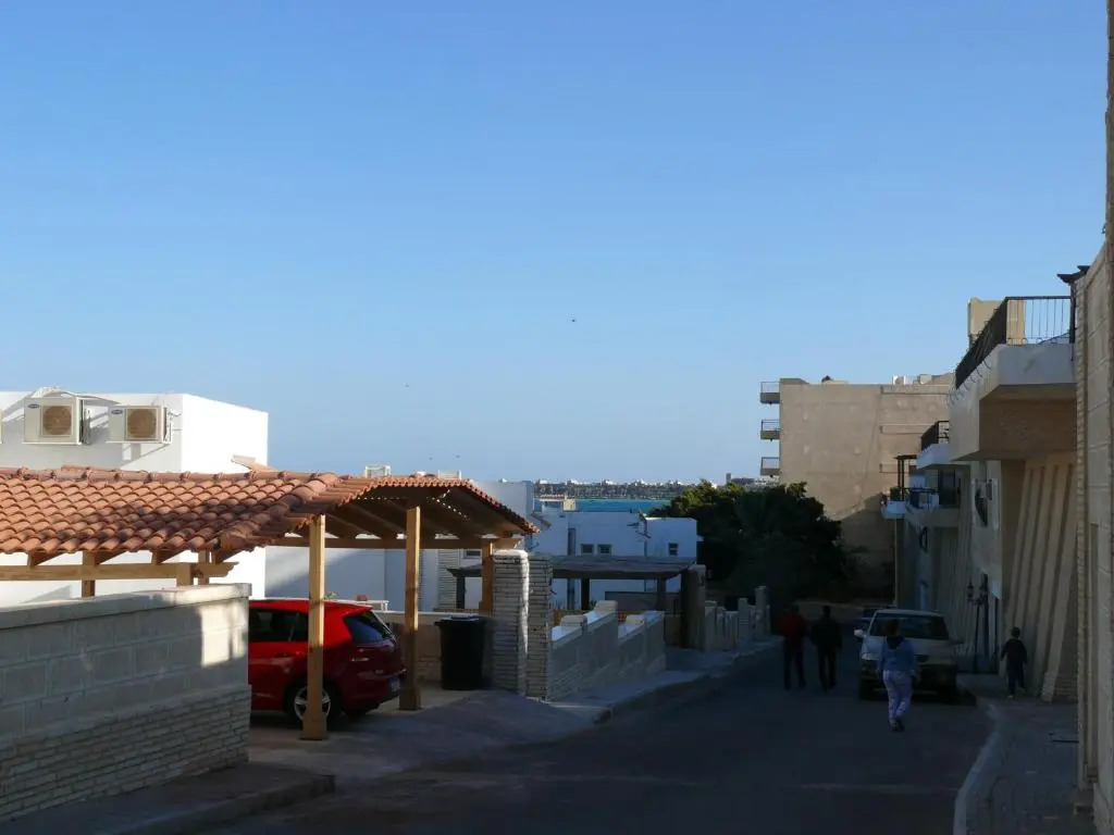 Mini-Studio With Free Private Beach