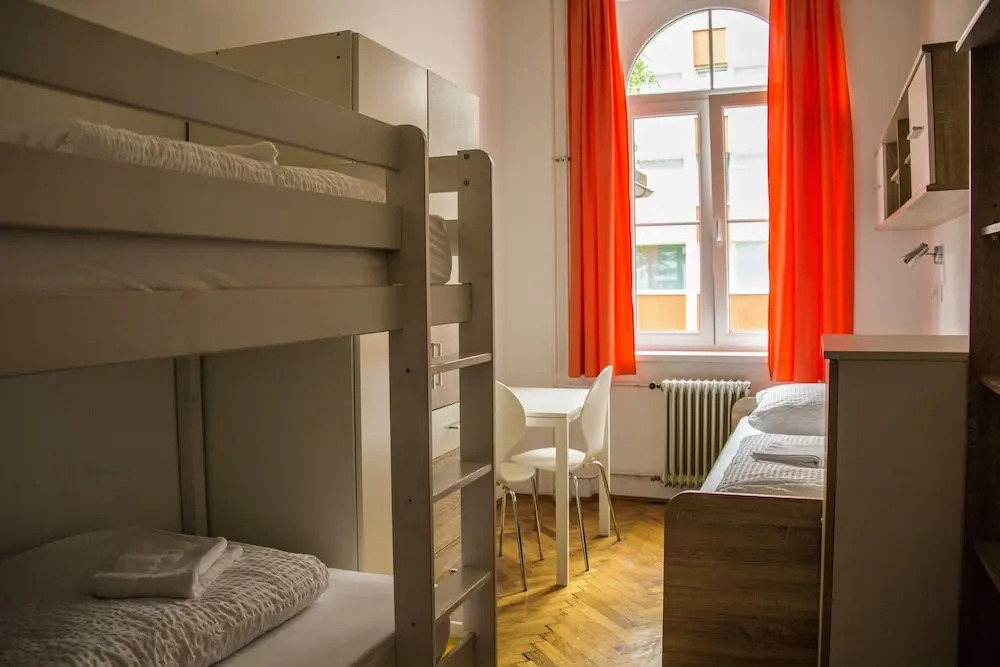 C - Punkt Hostel
