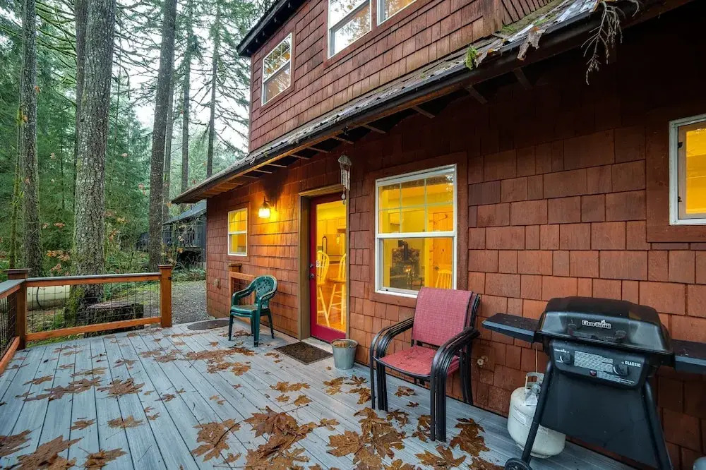 Glacier Springs Cabin 12 - Pet Friendly, Wifi, AC, Sleeps 4