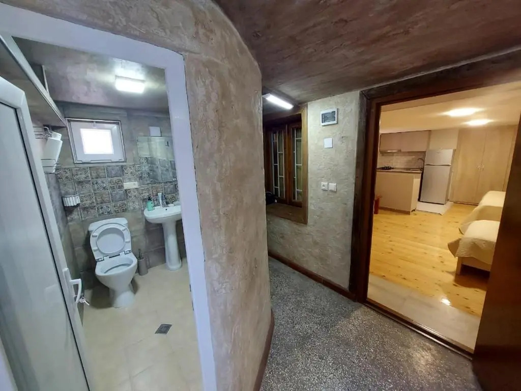 Guest House Lakada