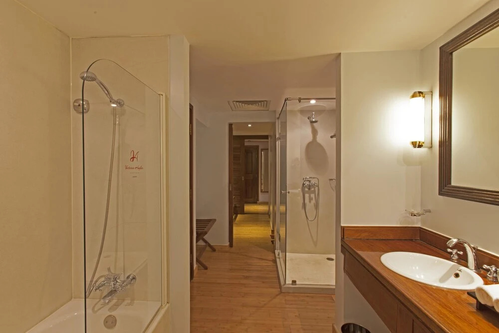 Victoria Angkor Suites