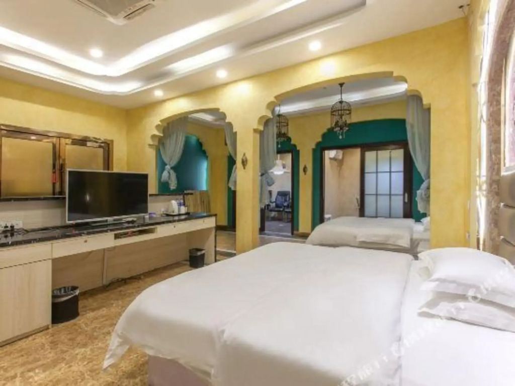New Beacon Shangju Hotel (Hanzhengjie Subway Station Wuzhan Convention Center)