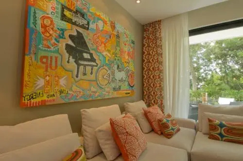 Luxury New Golf Course Condo