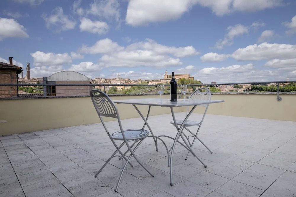 Porta Pispini Residence