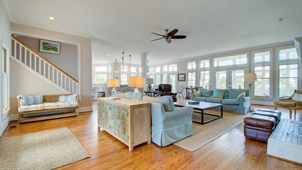 Eastland House by Peace Vacations