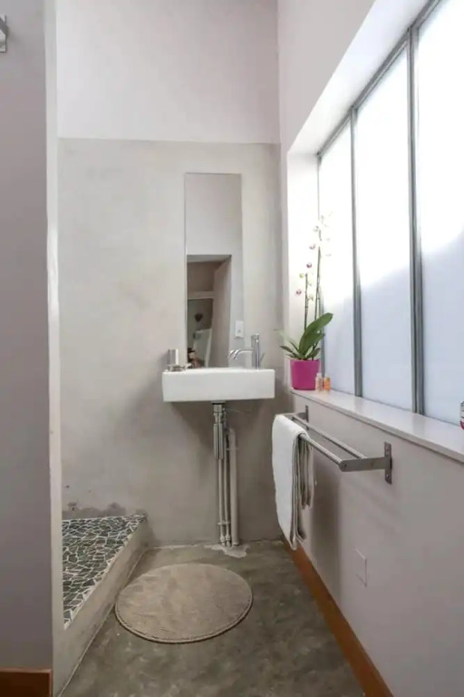 House With 6 Bedrooms In Avignon