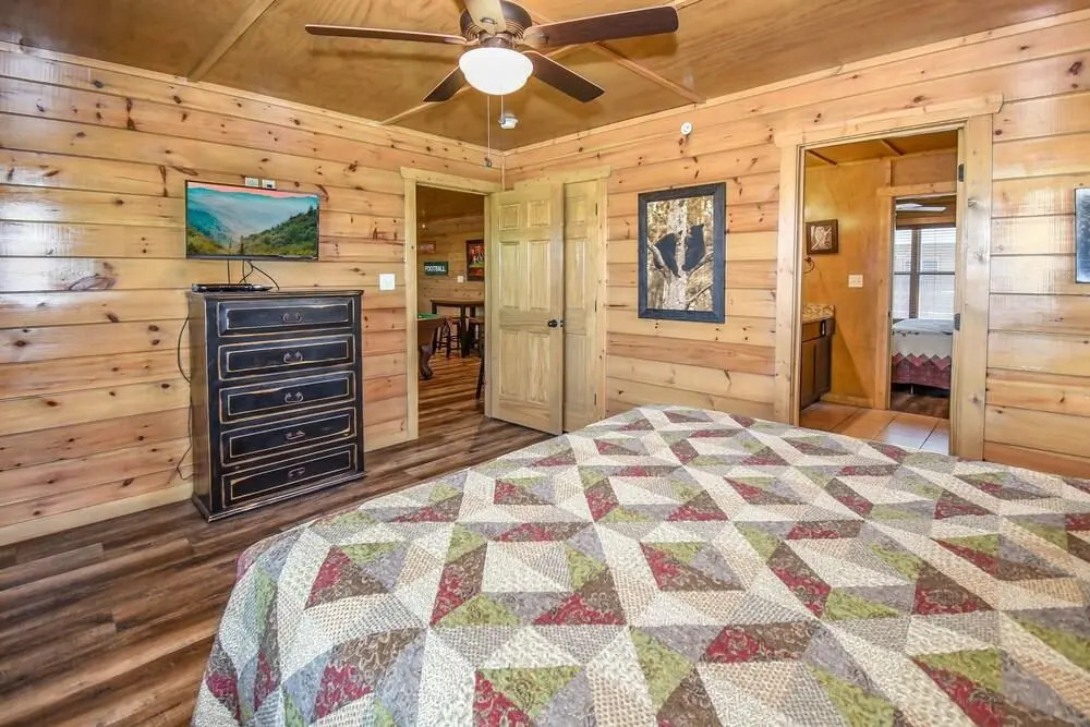 Spacious 10bd 6ba in Heart of Smokies