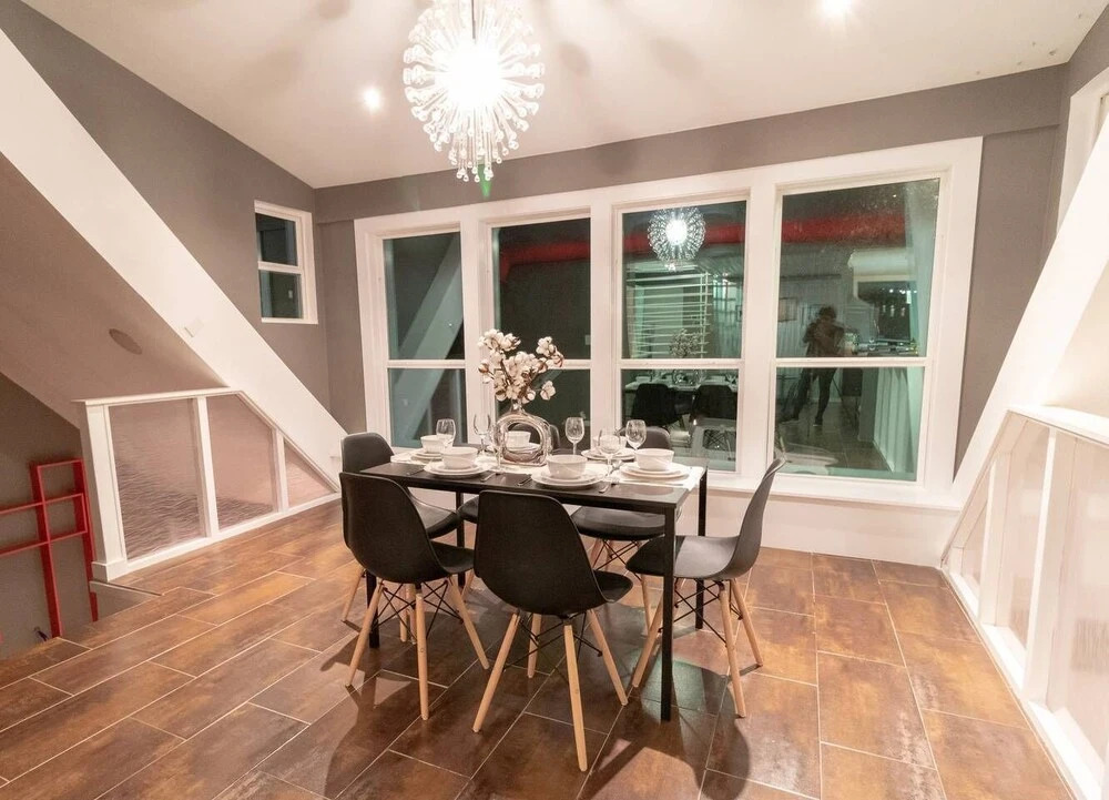 Award-winning Monopoly Themed Duplex with Games Room
