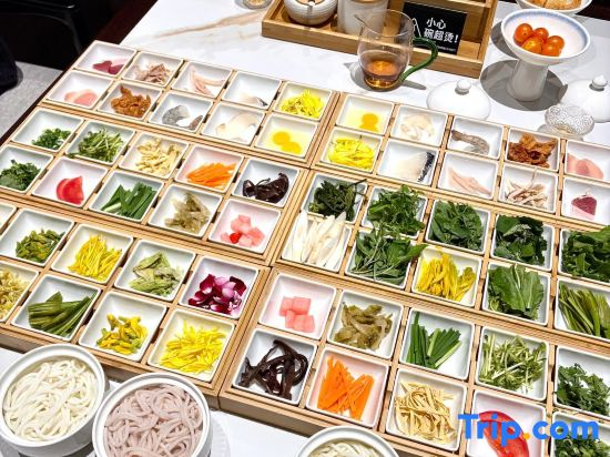 Xana Hotelle Hotel (Kunming Changshui International Airport Bogang Xiandai Plaza)