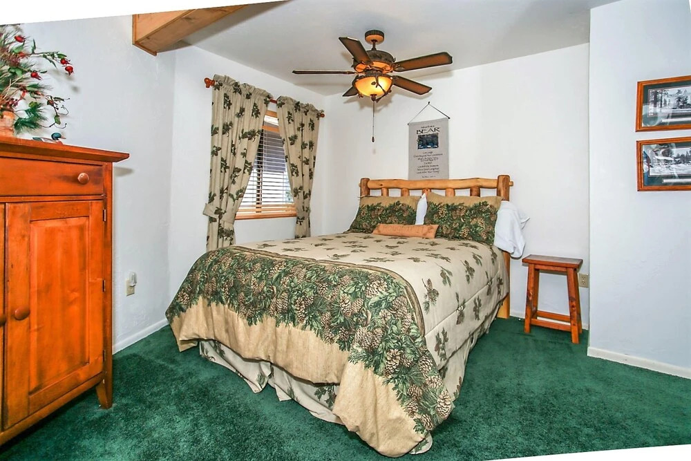 Pleasant Pause-1864 by Big Bear Vacations