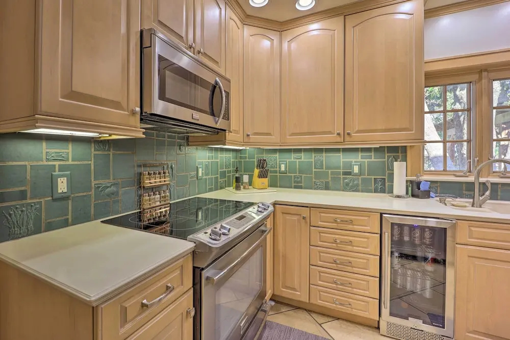 10 Mi to Grand Lake: Home w/ Game Room in Jay!
