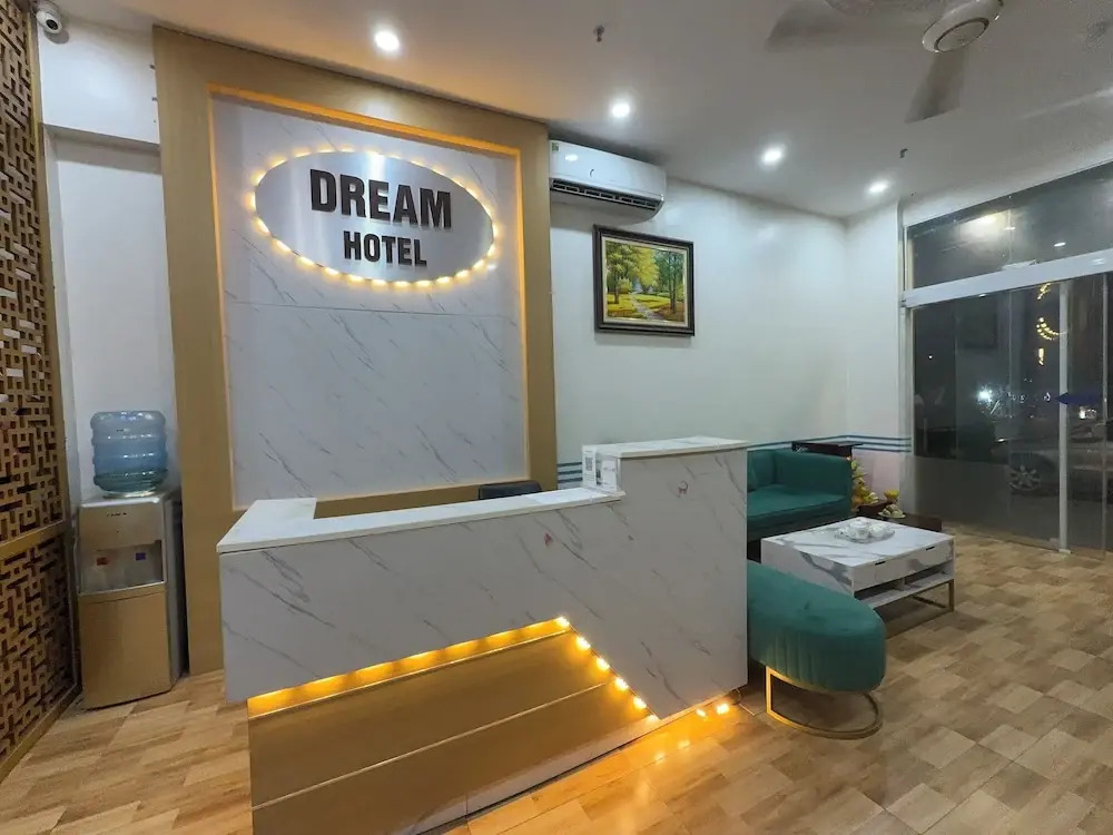 Dream Hotel