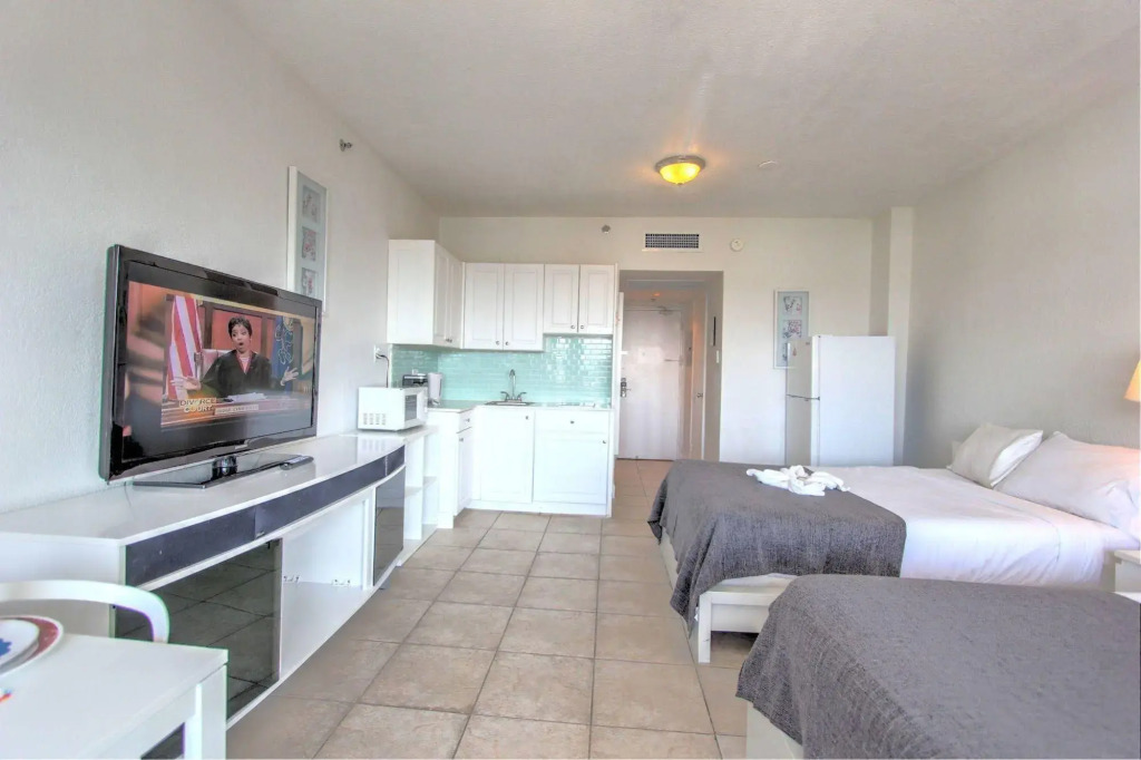 Private Apartments at the Casablanca