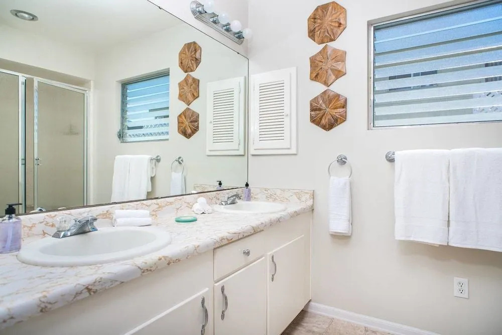 Upscale 3 BR in Point Loma by Domio