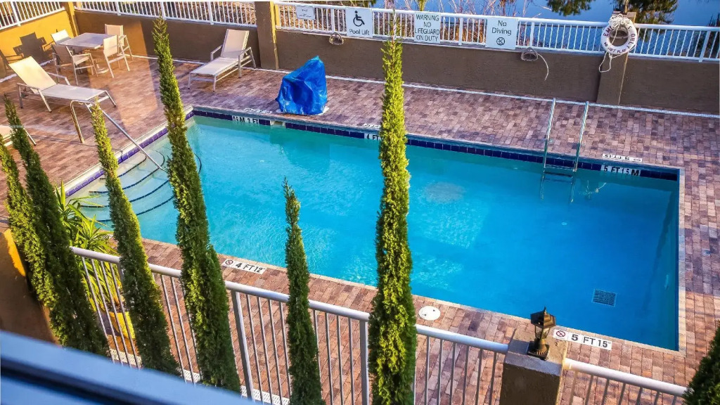 Daytona Speedway Hotel