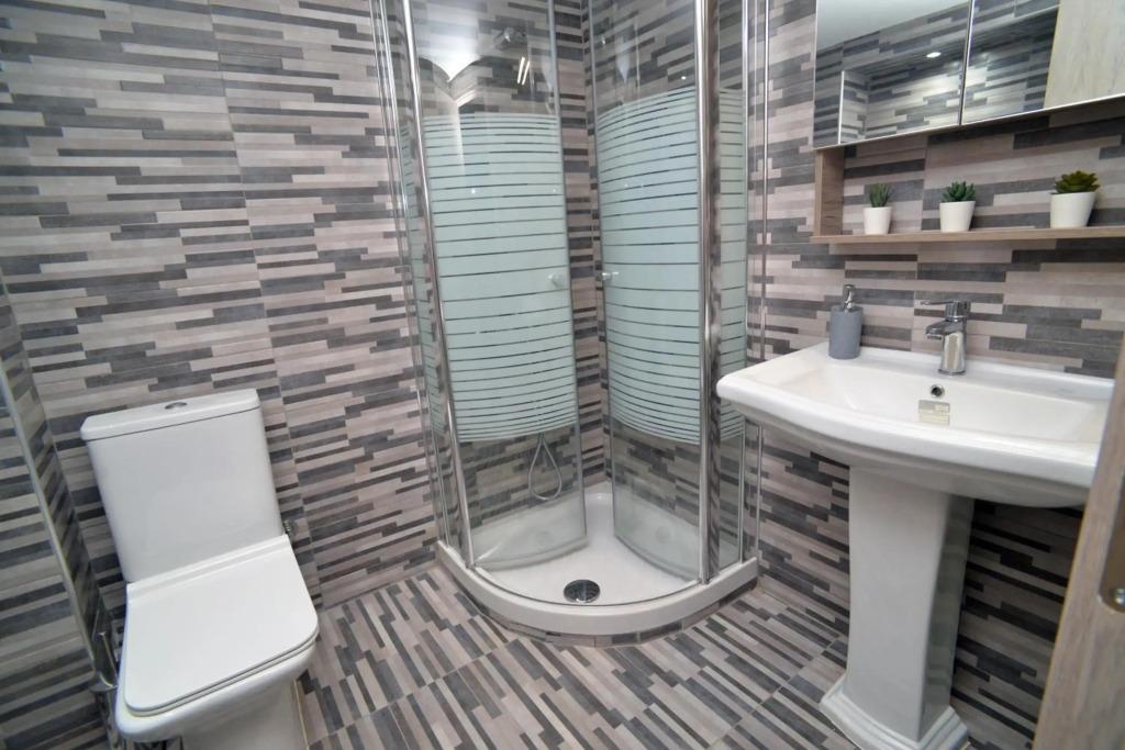 luxury apartment st Demetrios downtown