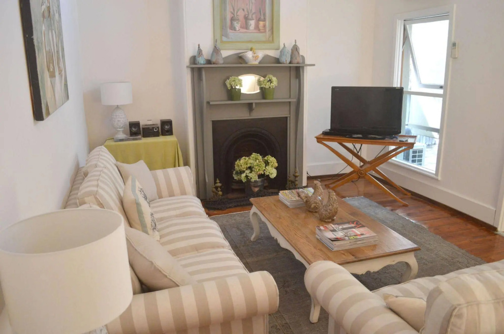 Westbury Cottage B & B