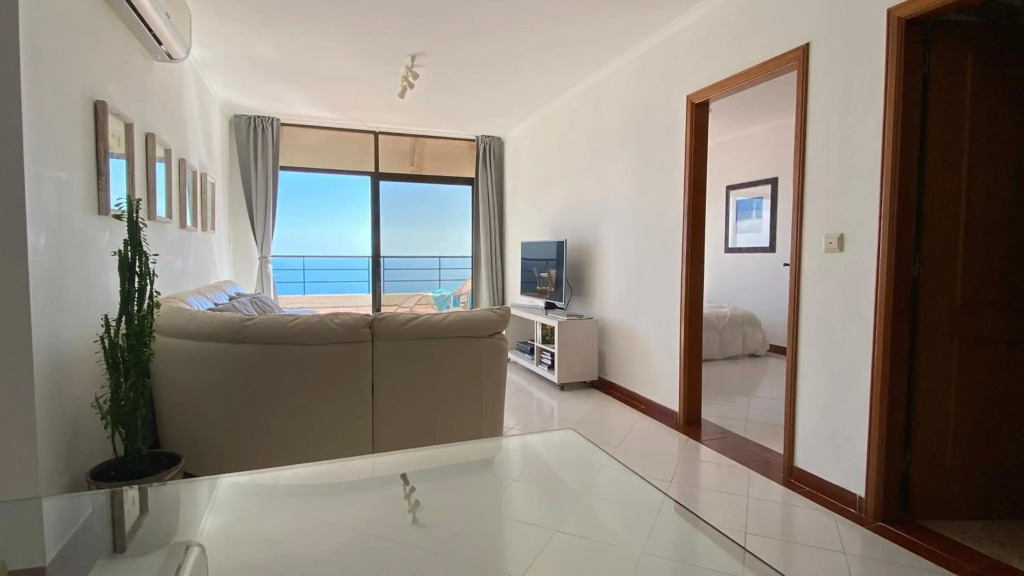 Sea View Apartment Sesimbra- Apartamento Vista Mar