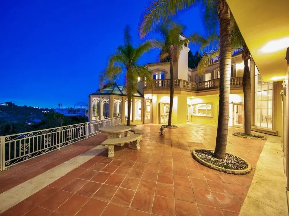 Villa Luisita
