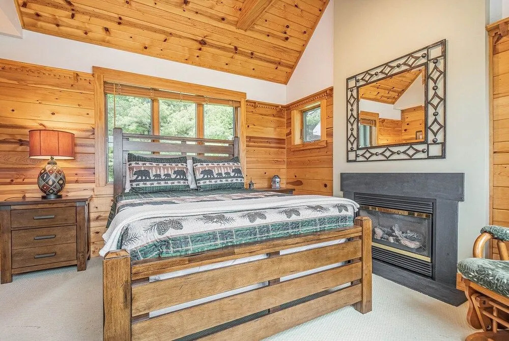 Captains Cabin