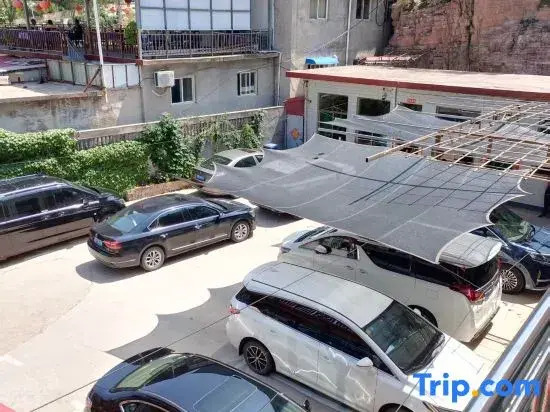 Ziyuexuan Farm Stay