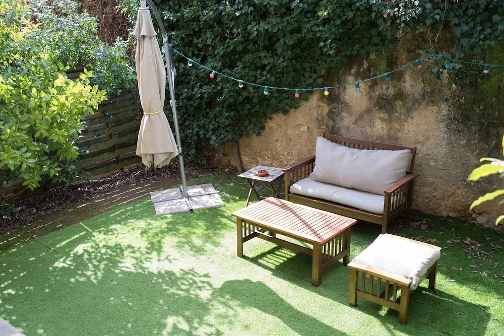 Appartement de Charme une Chambre avec Jardin
