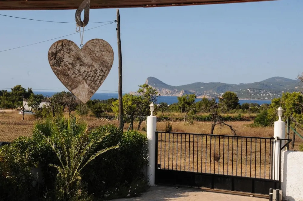Villa With 3 Bedrooms in Islas Baleares, With Wonderful sea View, Priv