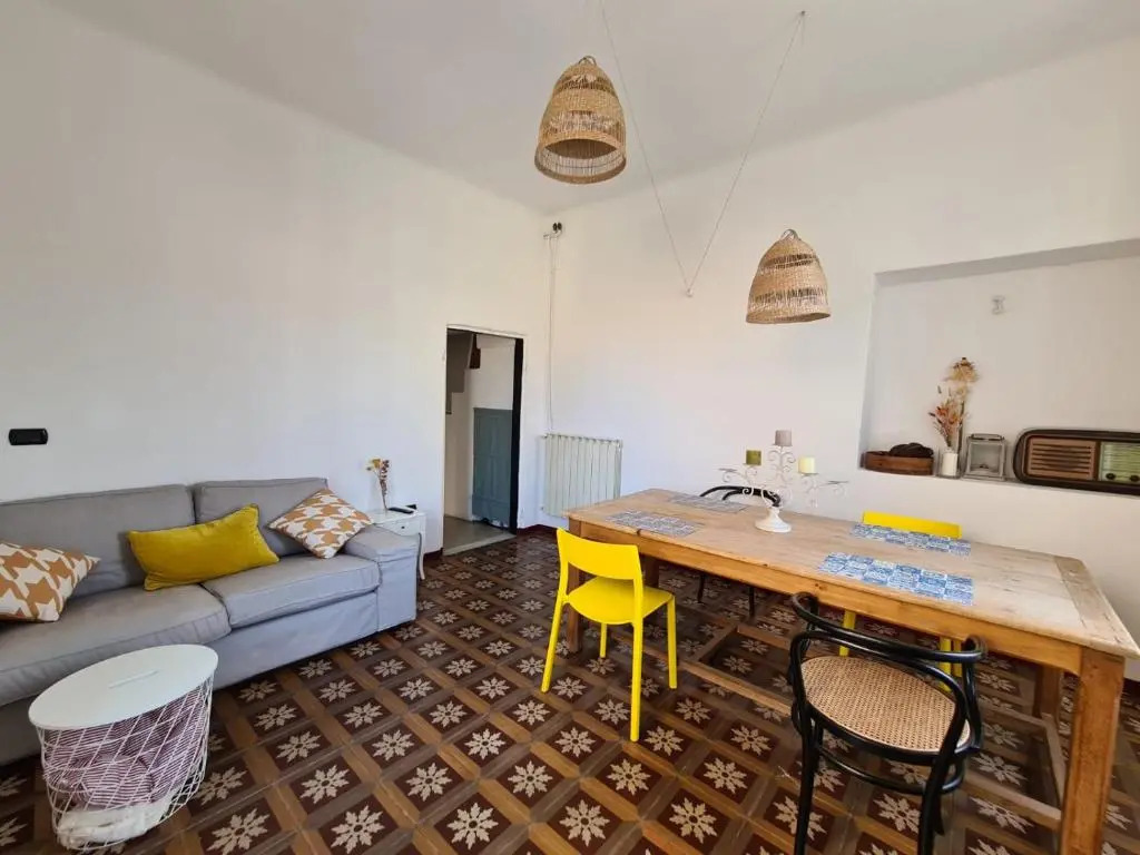 Casetta in Centro, a Chiavari, by Cinqueterrecoast