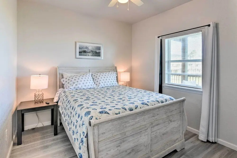 Near Ocean: Surfside Beach Gem w/ Deck & Views!