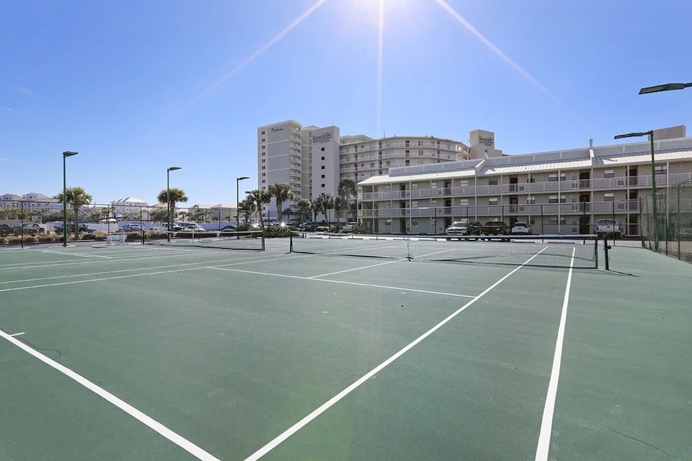 Seaside Beach 3902- 2 BR Direct Beachfront Condo With Pool Sauna Amazing Ocean View Balcony