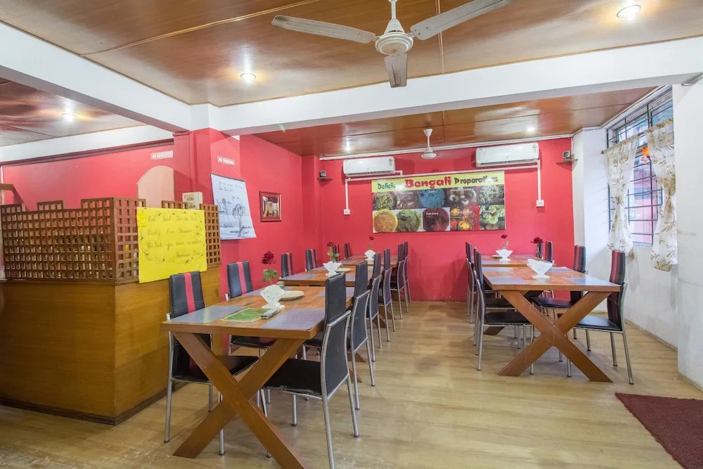 OYO 7359 Hotel Rhino