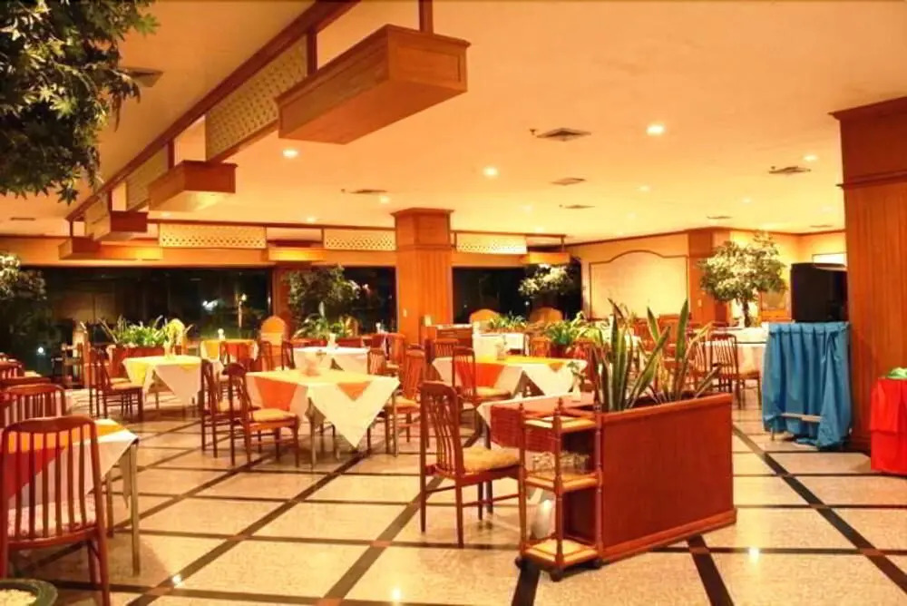 JP Emerald Hotel