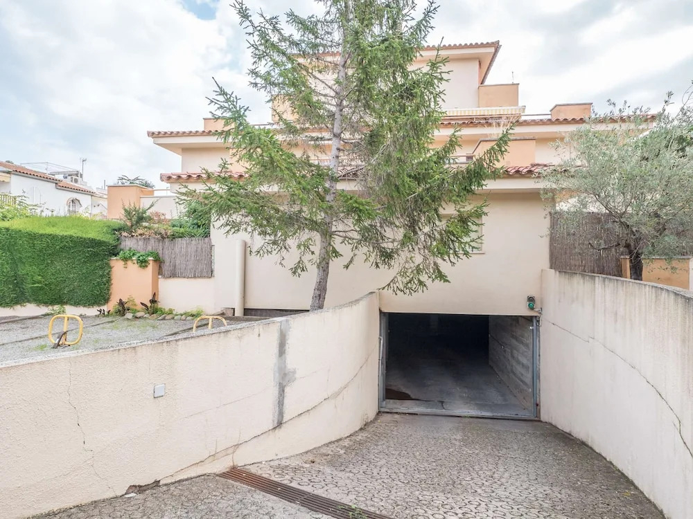 Ideal Family Apartment, Capacity 5 People Very Close to the Beach