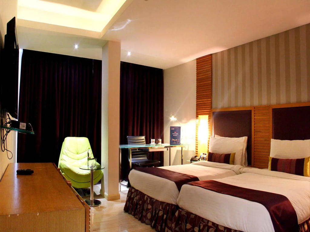 The Purple Leaf Hotels
