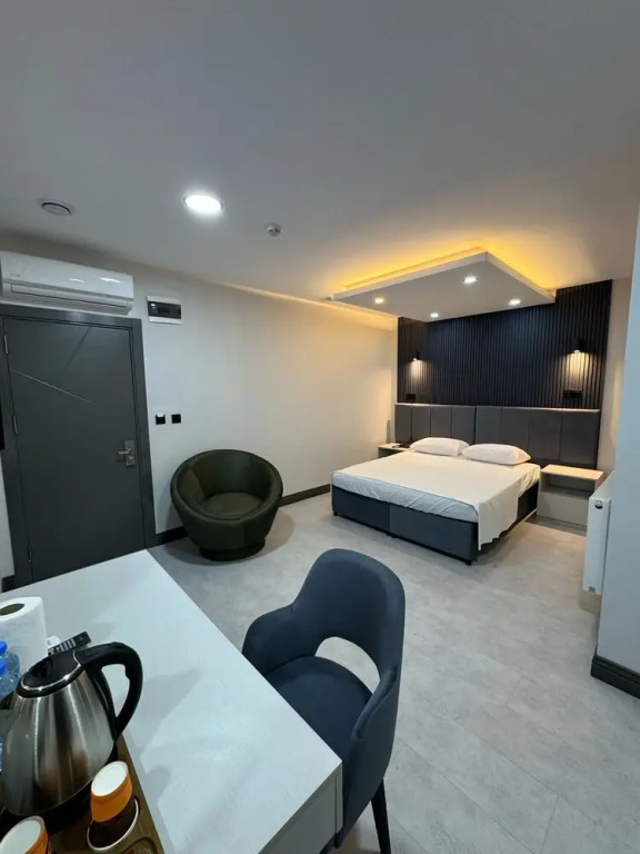 Trio Palace