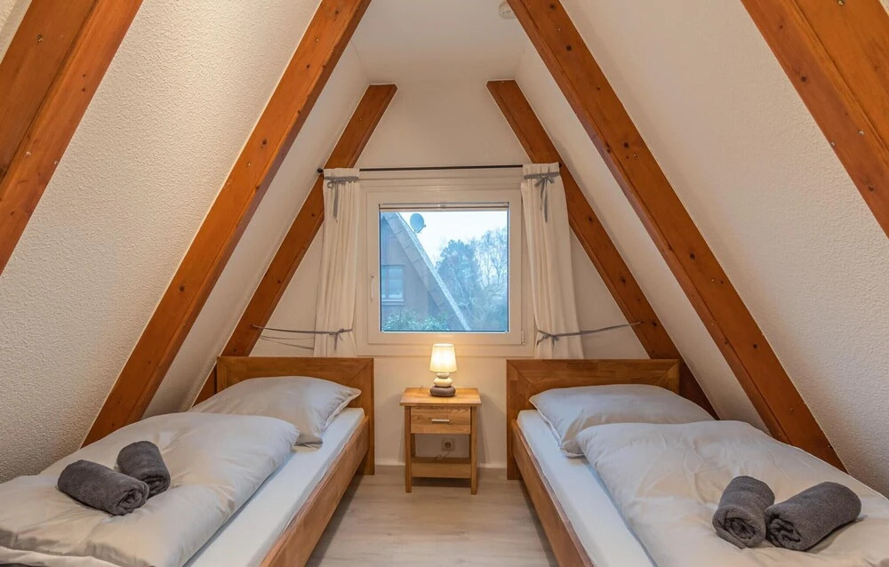 2 Bedroom Nice Home In Friedrichskoog