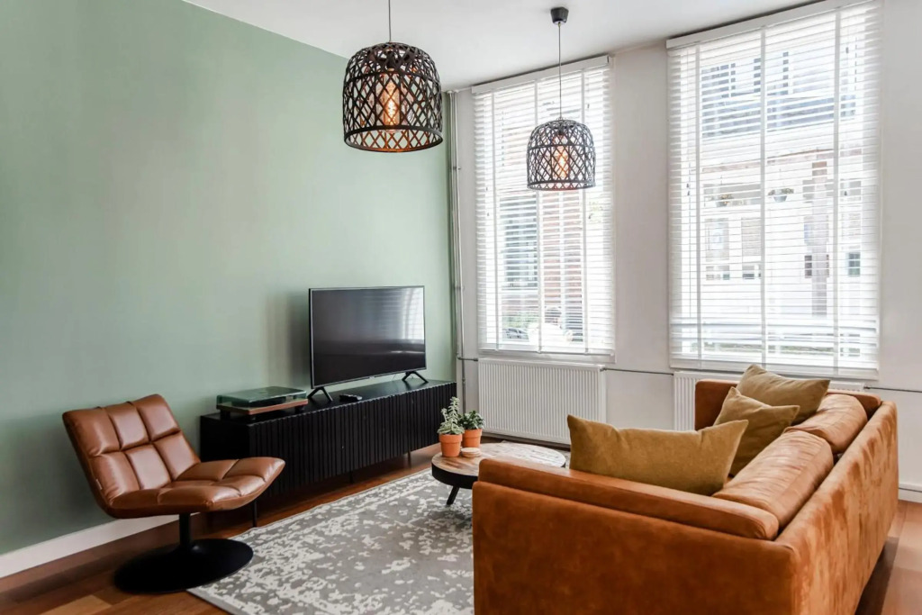 Casa by Sellas
