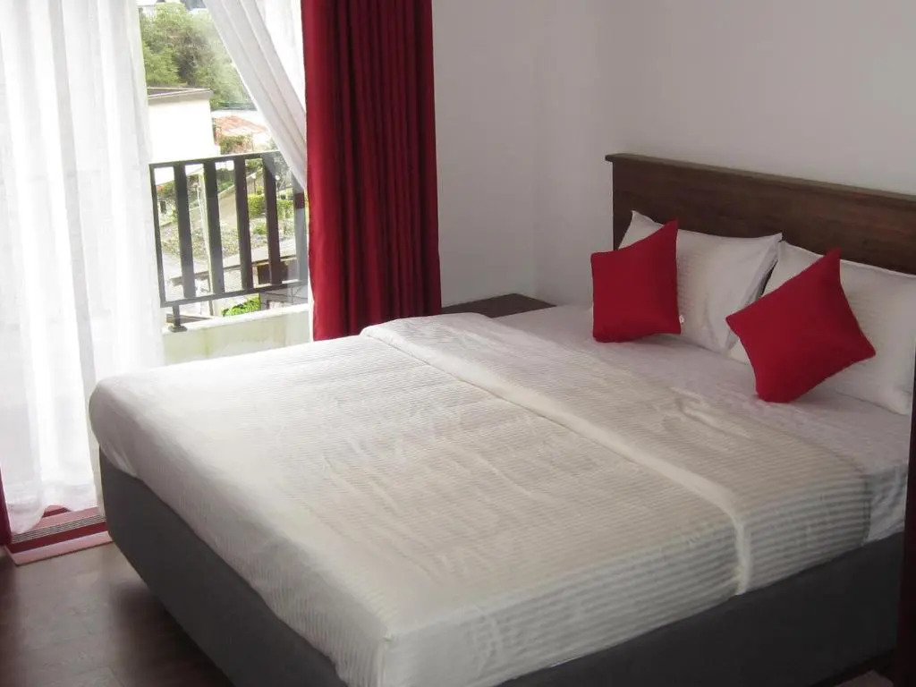 Chanya Luxury Apartment, S 31, Lake View Residencies
