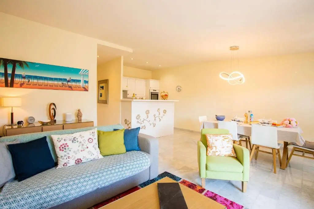 Le Foch Ap4244 by Riviera Holiday Homes