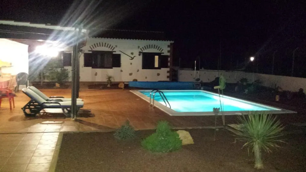 Villa With 4 Bedrooms in Las Palmas, With Wonderful Mountain View, Private Pool, Enclosed Garden