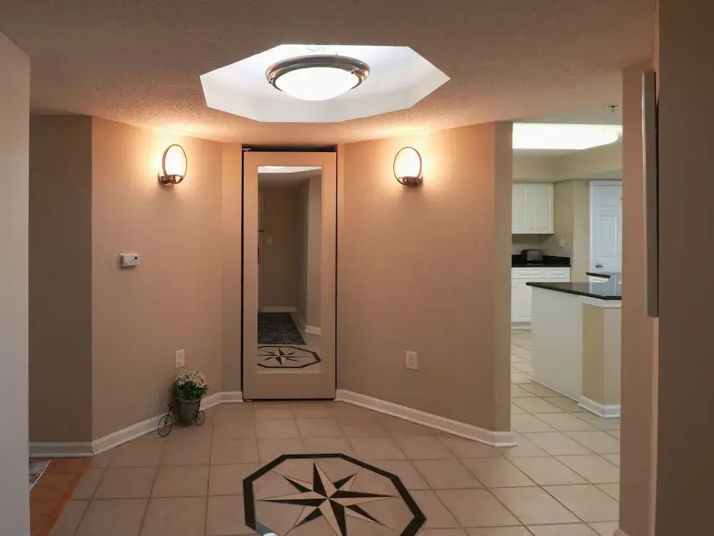 Yacht Club Villas #1-201